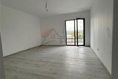 Apartament cu 2 camere decomandat în Breazu