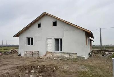 Casă cu Teren 275 Mp în 1 Decembrie - 3