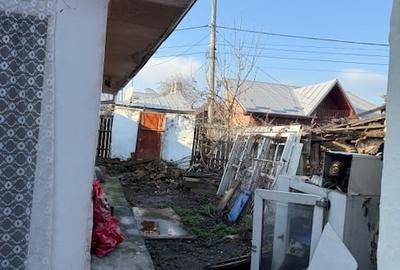 Casă cu 2 camere cu Teren 255 Mp în Central