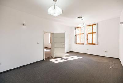 Apartament cu 7 camere semidecomandat în Ultracentral - 20