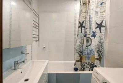 Apartament cu 2 camere în Complex Studențesc