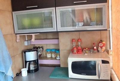 Apartament cu 2 camere decomandat în Zăvoi - 2