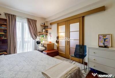 Apartament cu 3 camere semidecomandat în Ștefăneștii de Jos