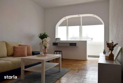 Apartament cu 3 camere în Micro 6 - 3