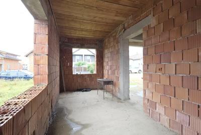 Casă individuală cu 6 camere cu Teren 250 Mp în Curtici - 8