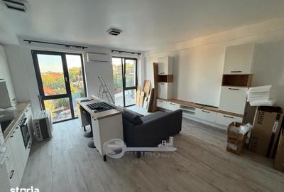 Apartament cu 2 camere semidecomandat în Rediu