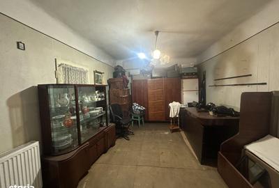 Casă cu 4 camere în Bănești - 3