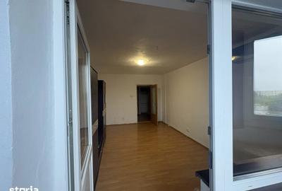Apartament cu 2 camere decomandat în Triaj