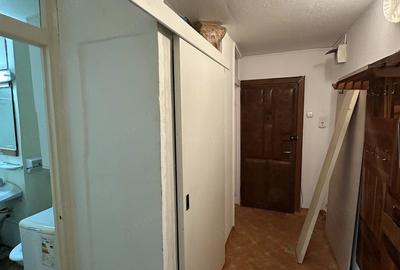Garsonieră decomandată în Aradului