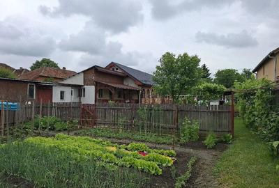 Teren de 1690 mp, în Central - 3