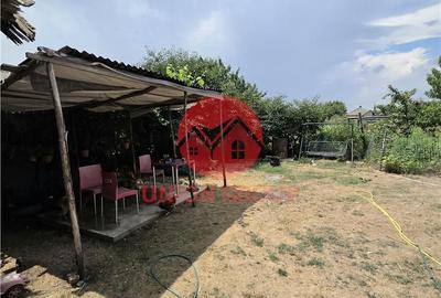 Casă cu 2 camere decomandat cu Teren 988 Mp în Vadu