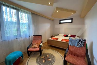 Casă cu 5 camere cu Teren 1515 Mp în Leamna de Sus - 8