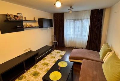 Apartament cu 2 camere decomandat în Micro 21 - 2