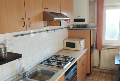 Apartament cu 3 camere decomandat în Mărăști