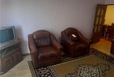 Apartament cu 3 camere în Micro 15 - 13