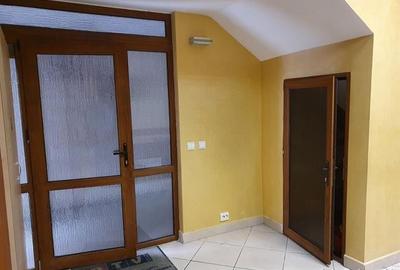 Birou, de 27 mp, în Ultracentral - 4
