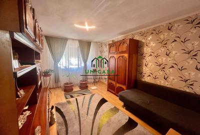 Apartament cu 2 camere decomandat în 1 Mai