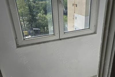 Apartament cu 3 camere decomandat în Central - 2
