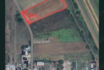 Teren de 5600 mp, în Matraca