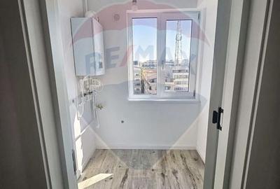 Apartament cu 3 camere semidecomandat în Calea Severinului - 4
