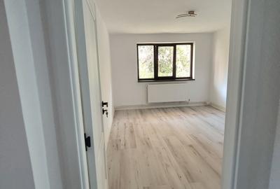 Apartament cu 2 camere decomandat în Micro 5 - 1