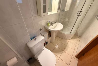 Apartament cu 3 camere, mobilat în 13 Septembrie - 27