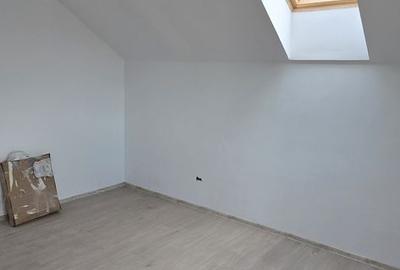 Casă cu 5 camere cu Teren 1000 Mp în Mihai Eminescu - 2