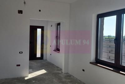 Casă individuală cu 4 camere cu Canalizare în Săbăreni - 7
