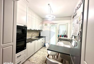 Casă cu 6 camere cu Teren 350 Mp în Hemeiuș - 2