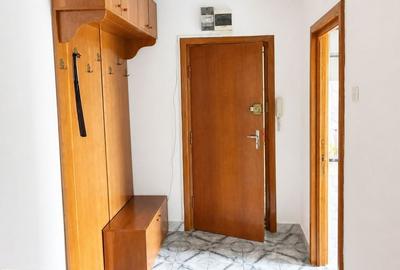 Apartament cu 3 camere nedecomandat în Titan