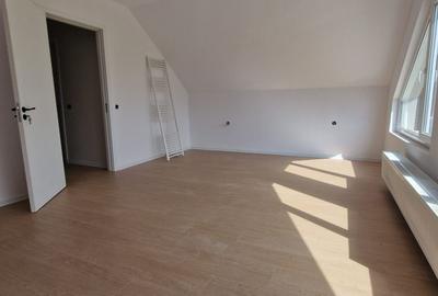 Casă individuală cu 4 camere cu Canalizare în Lumina - 8