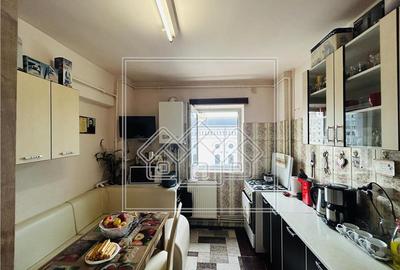 Apartament cu 2 camere decomandat în Mihai Viteazul - 3