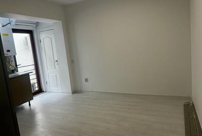 Garsonieră în Central