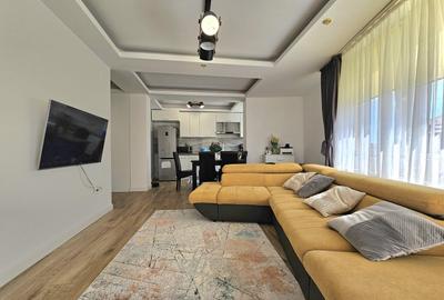 Apartament cu 3 camere decomandat, mobilat în Sud
