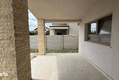 Casă cu 5 camere cu Teren 455 Mp în Giroc