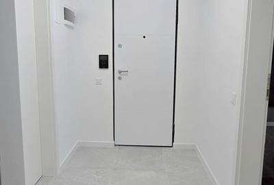 Apartament cu 2 camere decomandat în Tractorul - 5