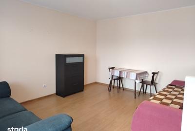 Apartament cu 2 camere semidecomandat în Republicii
