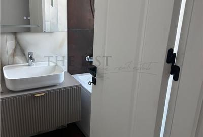 Casă cu 4 camere cu Teren 100 Mp în Central - 2