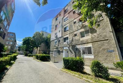 Apartament cu 2 camere decomandat în ICIL