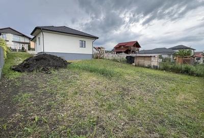Casă individuală cu 3 camere cu Canalizare în Câmpenești - 6