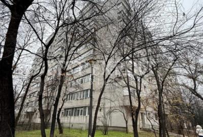 Apartament cu 3 camere decomandat în Câmpia Libertății - 2
