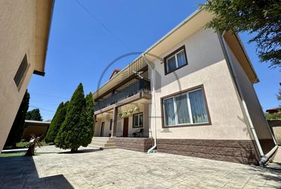 Casă individuală cu 10 camere cu Canalizare în Lumina - 4