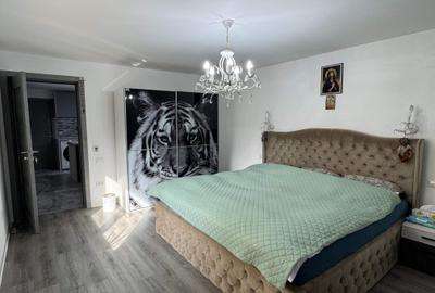 Casă cu 7 camere cu Garaj în Central - 16