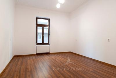 Apartament cu 3 camere semidecomandat în Cișmigiu