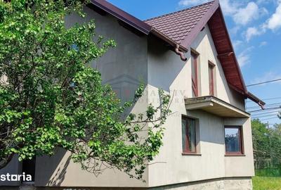 Casă cu 4 camere cu Teren 1150 Mp în Central