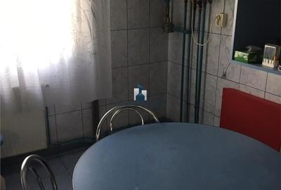 Apartament cu 2 camere decomandat în Giurgiului