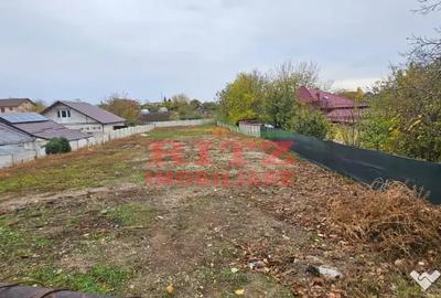 Teren de 1401 mp, în Central