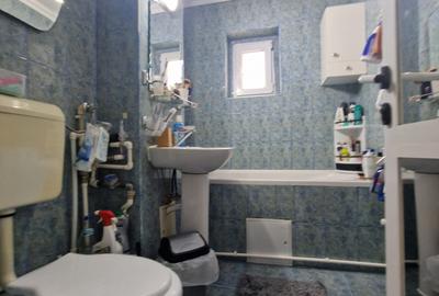 Apartament cu 3 camere decomandat în Sud - 25