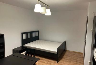 Garsonieră decomandată în Muncii