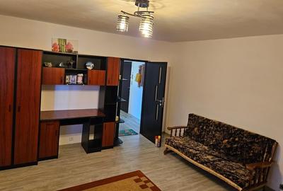 Apartament decomandat în Rahova - 3